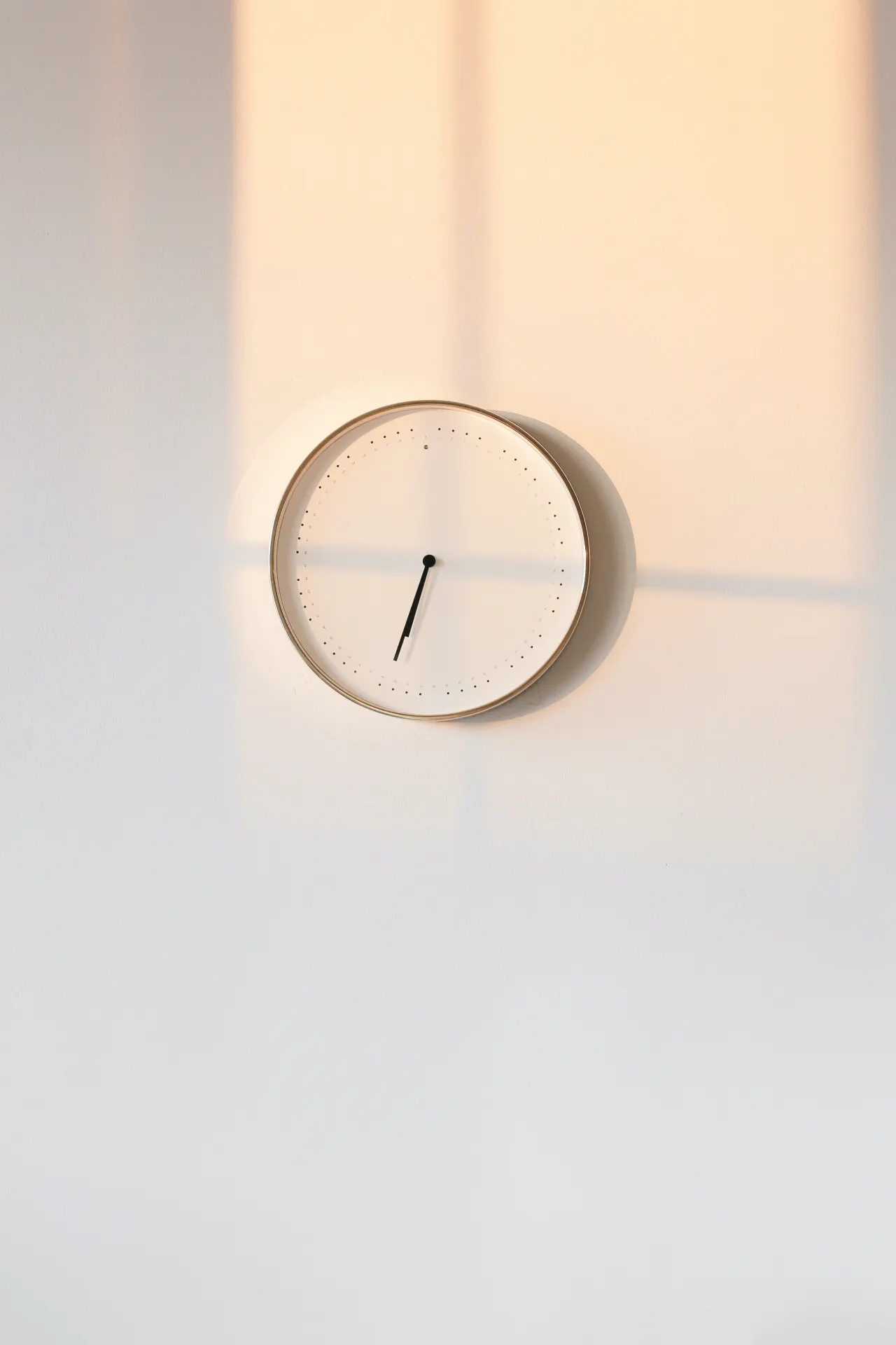 Minimalist Wall Clock Warm Sunlight Wallpaper